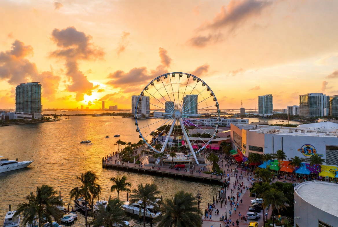 Why Bayside Marketplace is Miami’s Ultimate Must-Visit Destination